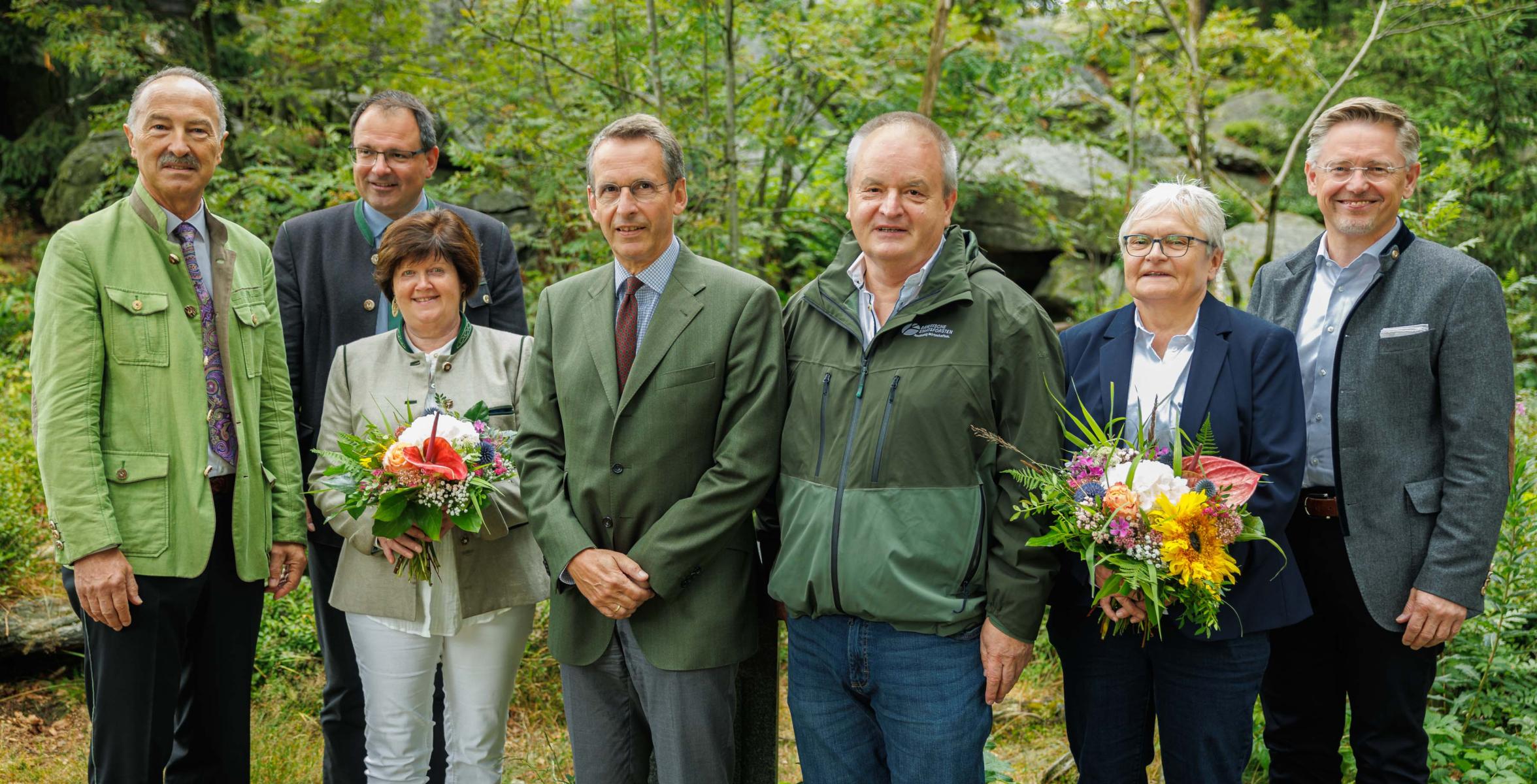 Verabschiedung mit Gruppenfoto