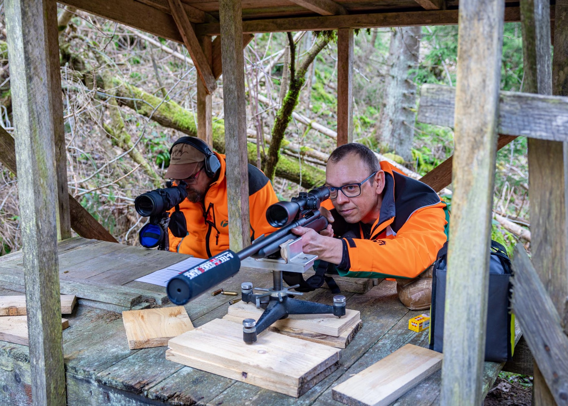 Die Bayerischen Staatsforsten bieten Jagdangebote für Interessierte an