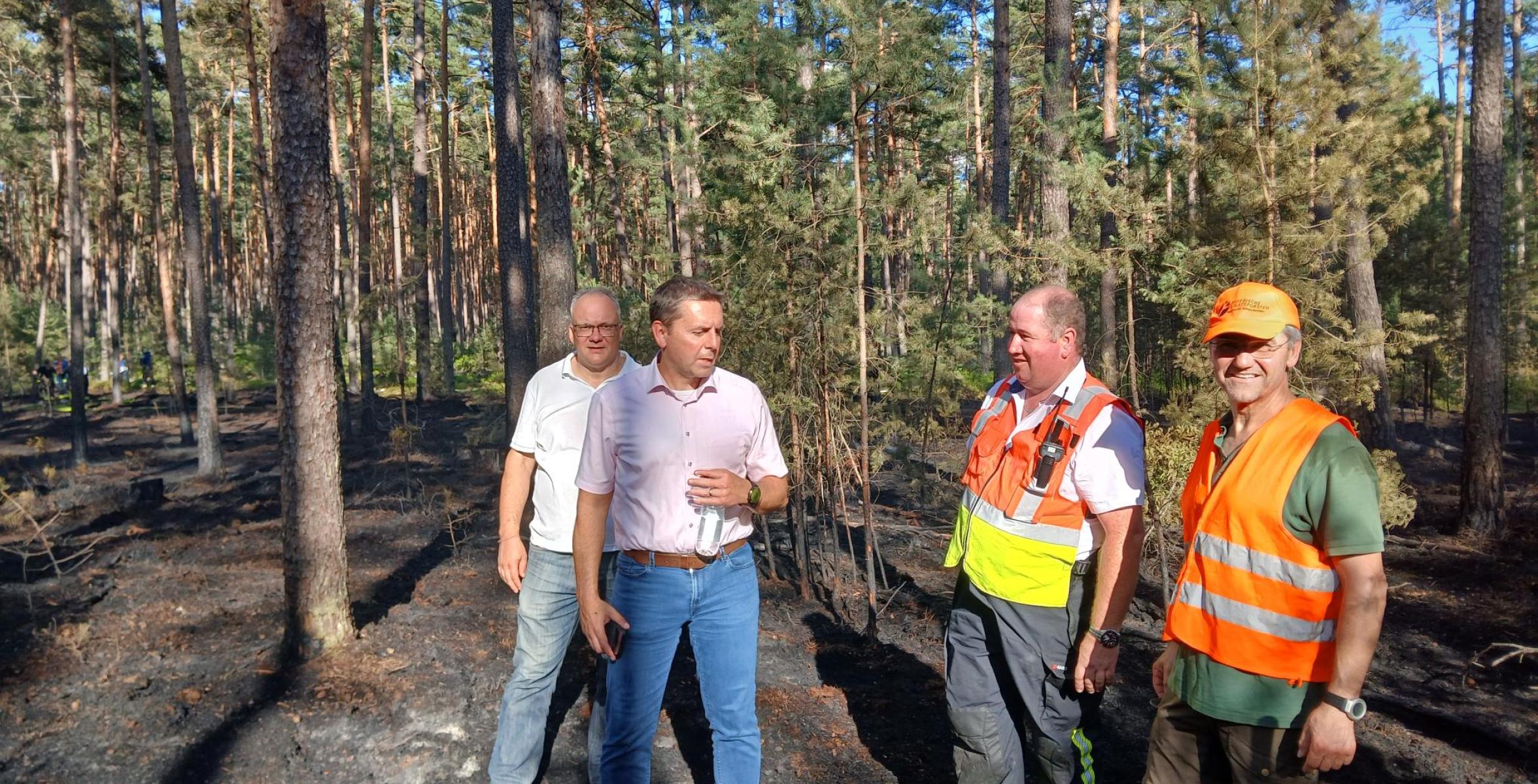 BaySF-Team bei Brand in Laffenau