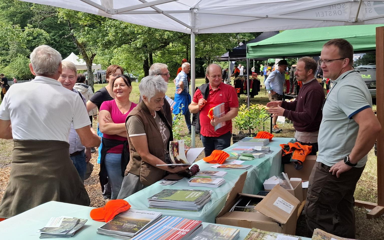 Infostand am Forstbetrieb